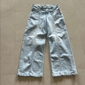 Gap High Rise Stride Wide-Leg Medium Wash Jeans. Size 30 / 10 R NWT.